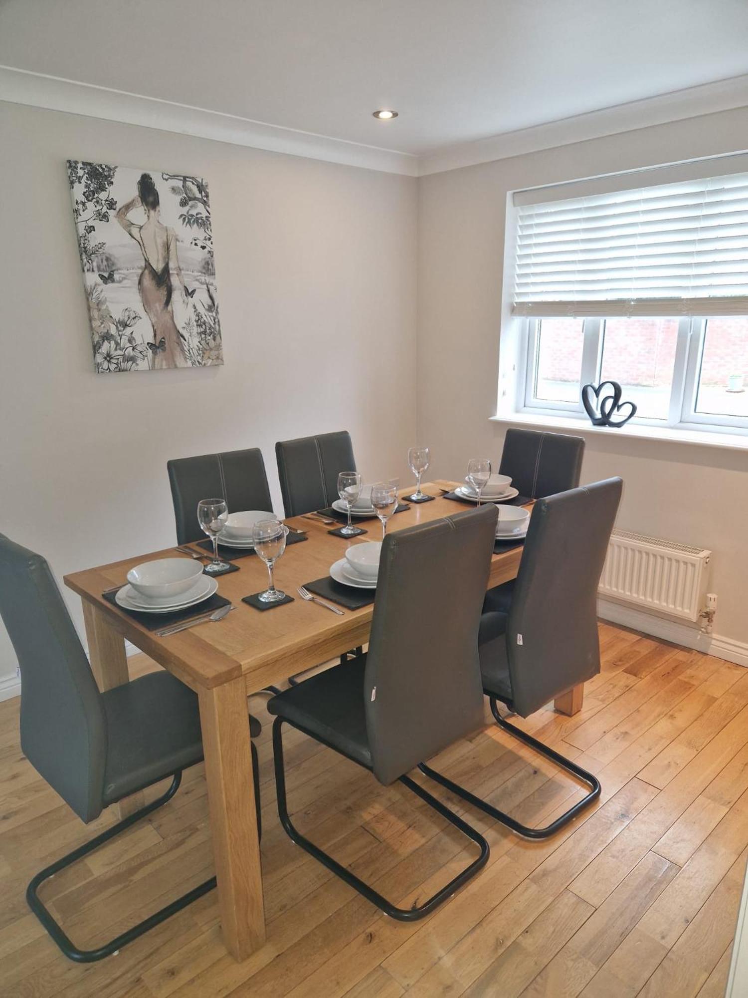 Hereford - Finch House - Modern 4 Bedroom House Located In South Hereford, Dog Friendly With Nearby Countryside, Pool Table, Sleeps Up To 10 Guests - Hosted By Rentmyhouse Exteriör bild